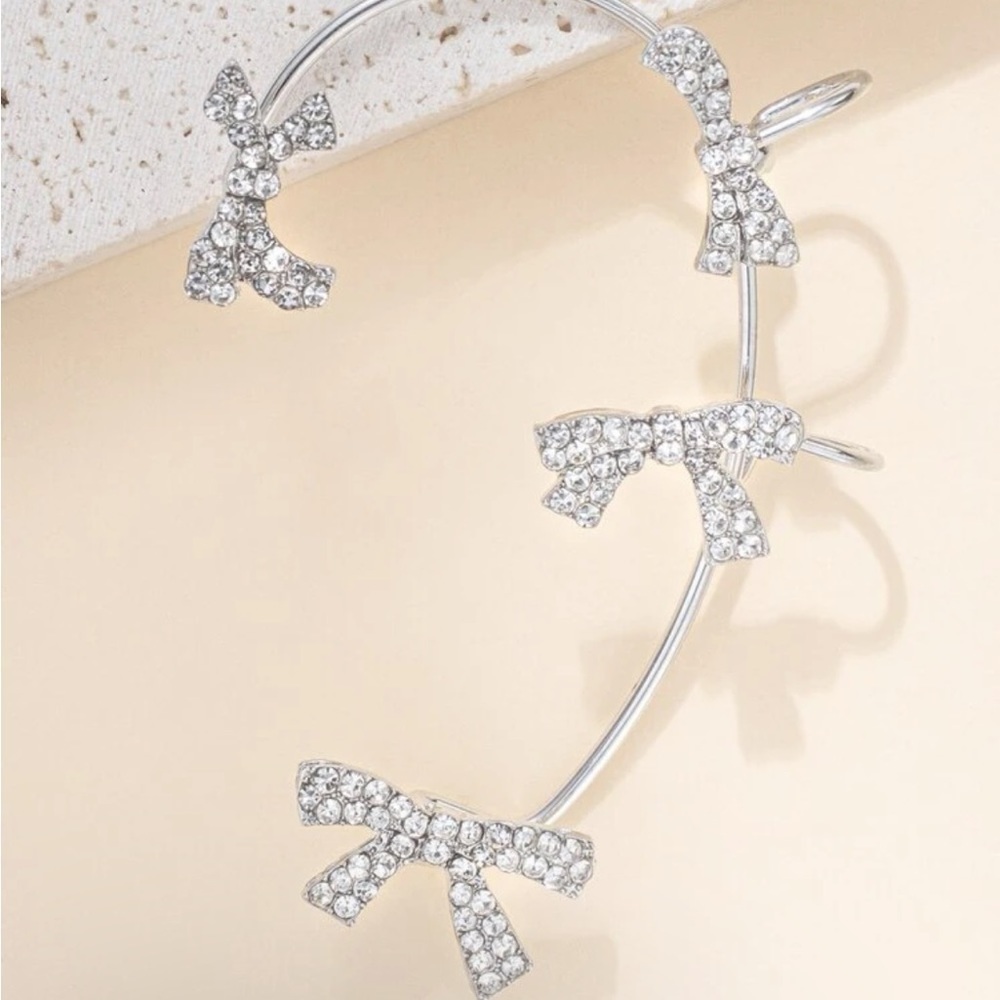 SILVER 1pc Rhinestone Bow Tie Ear Cuff - Picture 2 of 2